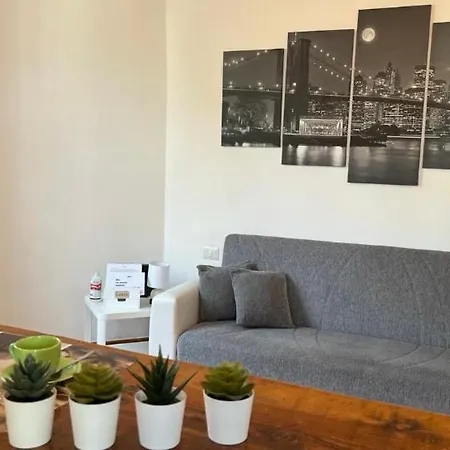 Casa Di Vivi, Comoda Per Il Centro, Il Vaticano Ed Il Gemelli